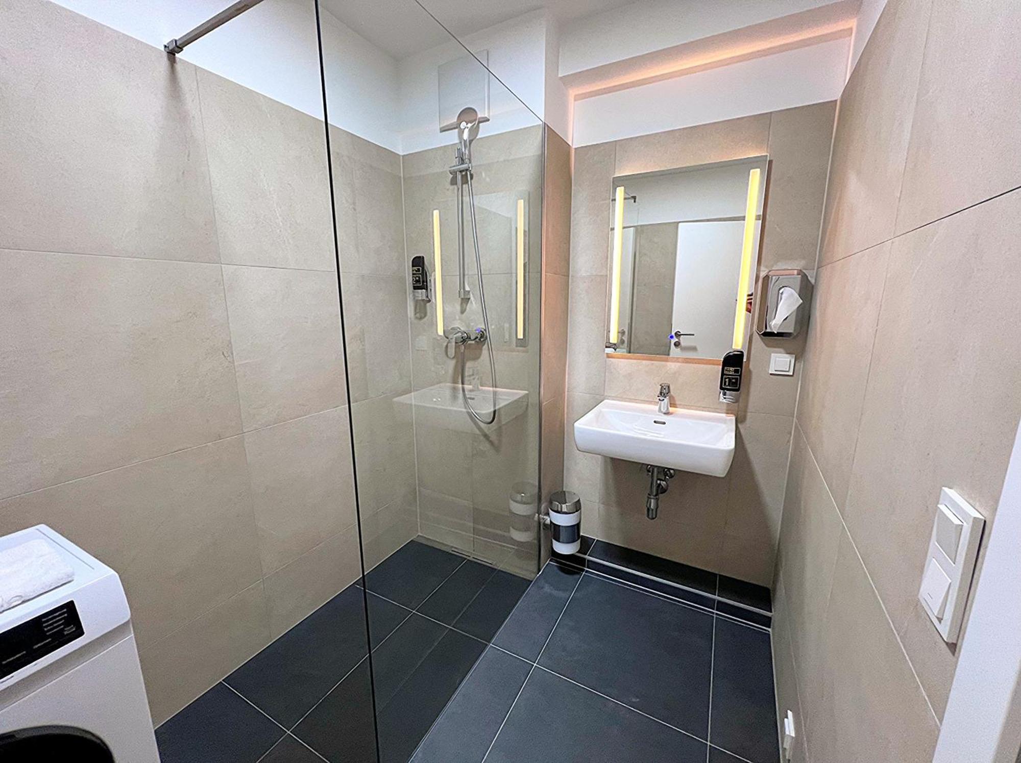 Apartment Modern, New, Next To Metro - Gg13 Wien