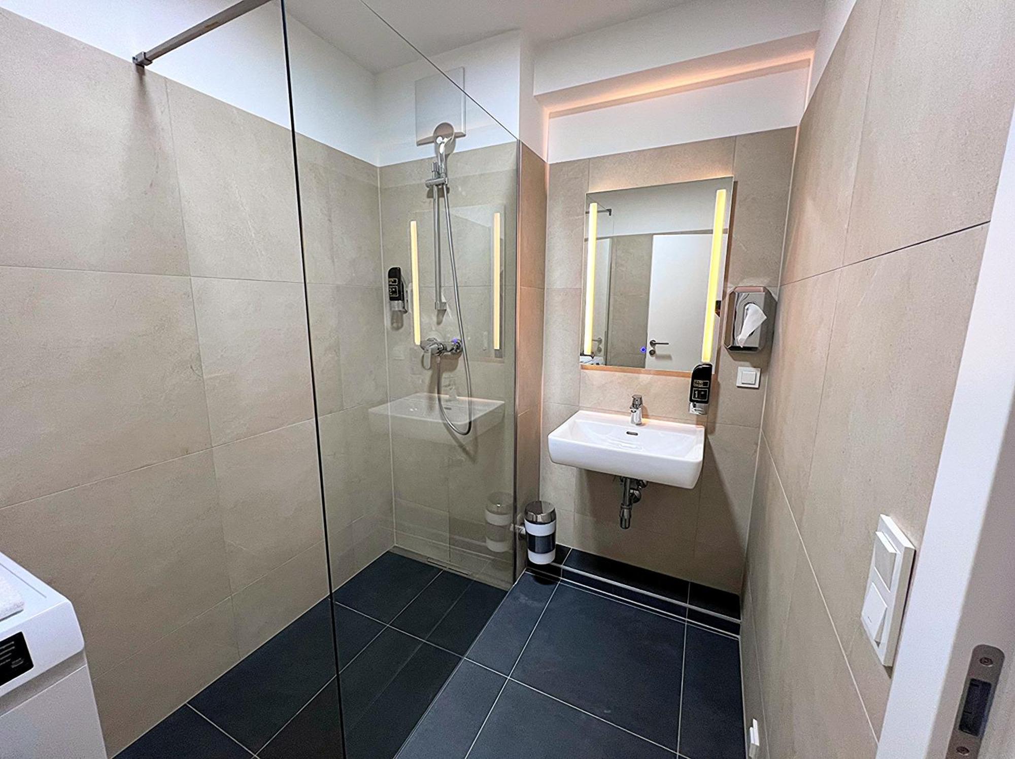 Apartment Modern, New, Next To Metro - Gg13 Wien