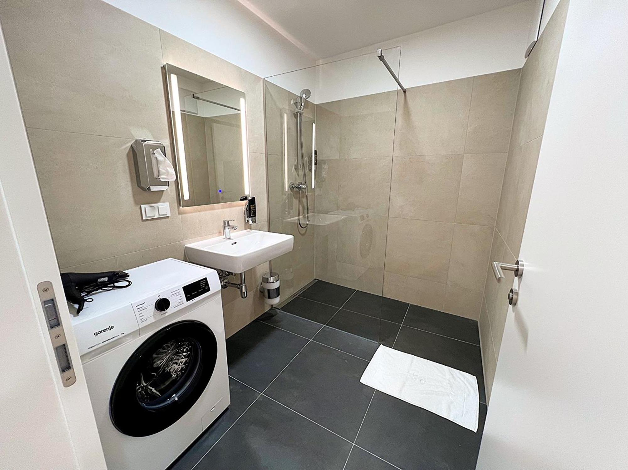 Apartment Modern, New, Next To Metro - Gg13 Wien