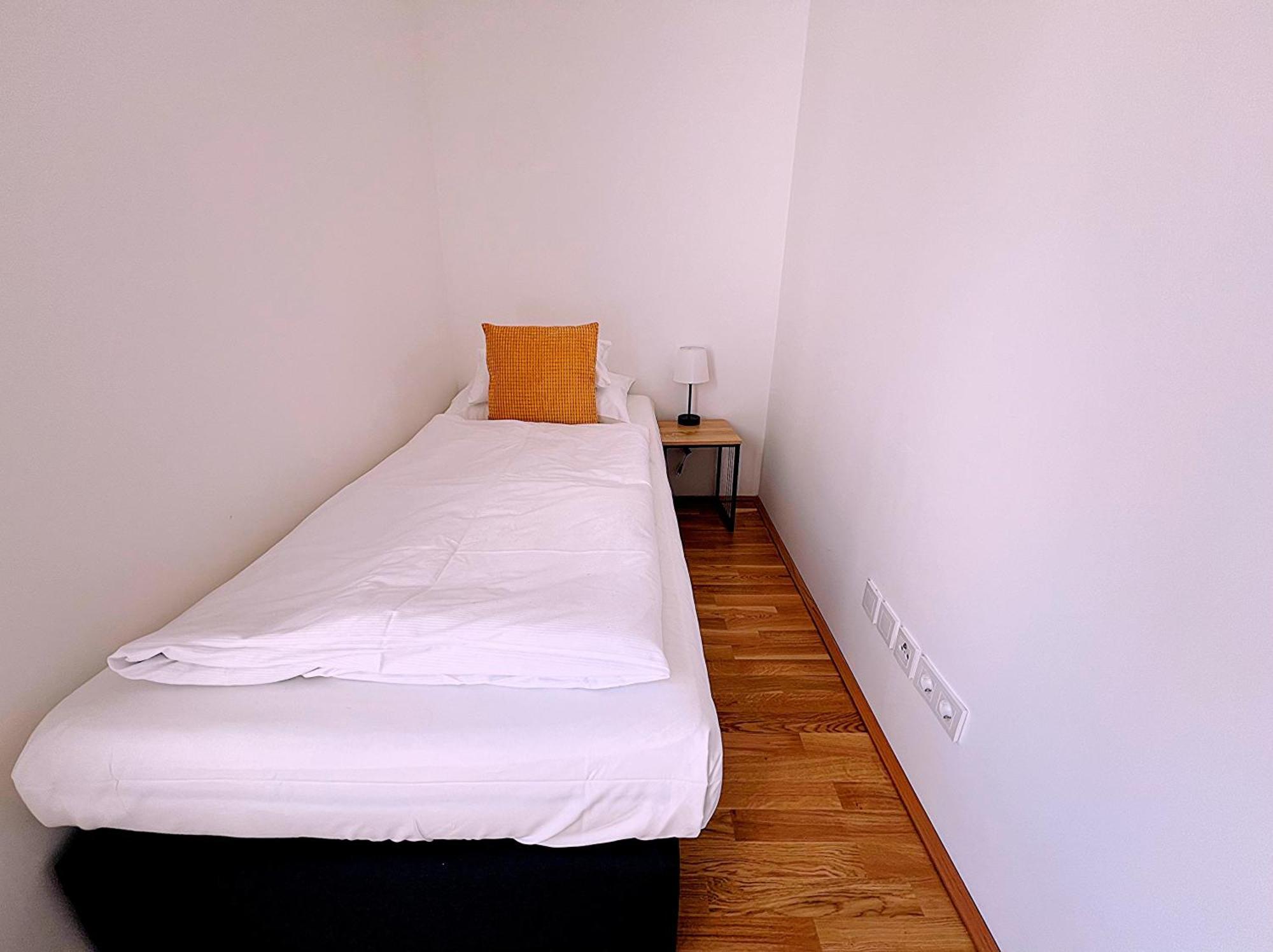 Apartment Modern, New, Next To Metro - Gg13 Wien