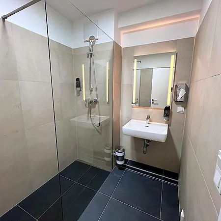 Modern, New, Next To Metro - Gg13 Apartments Vienne Extérieur photo